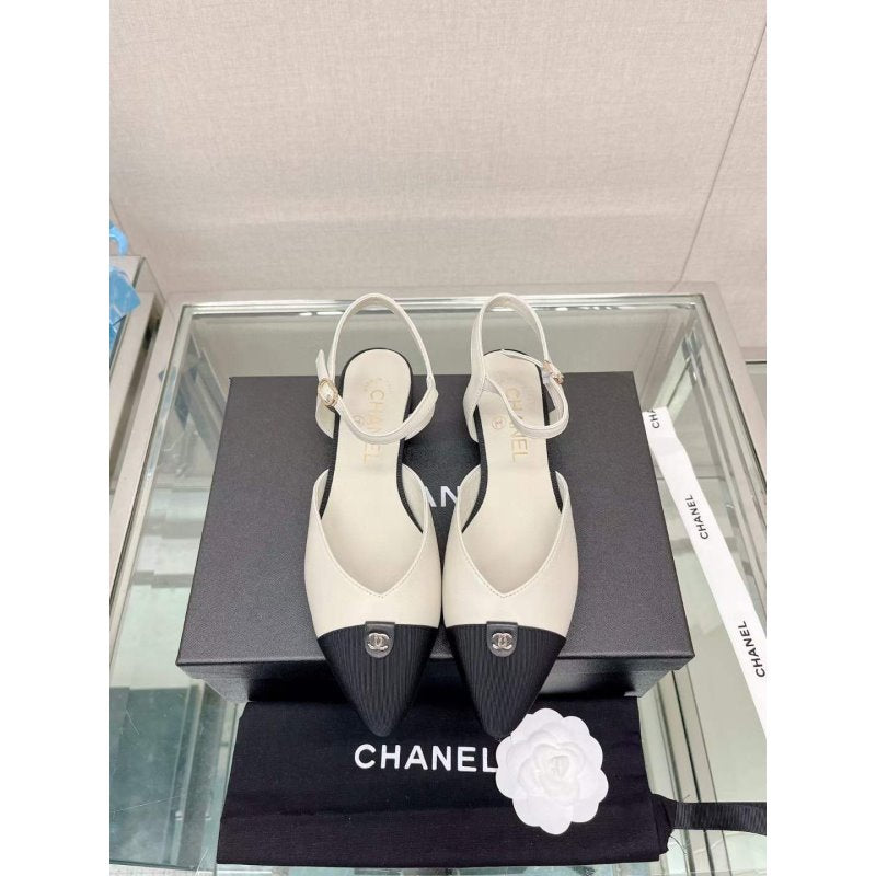 Chanel Flat Sandals SHS05654