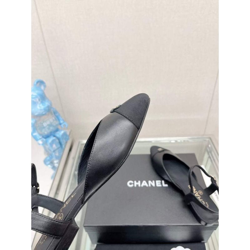 Chanel Flat Sandals SHS05655