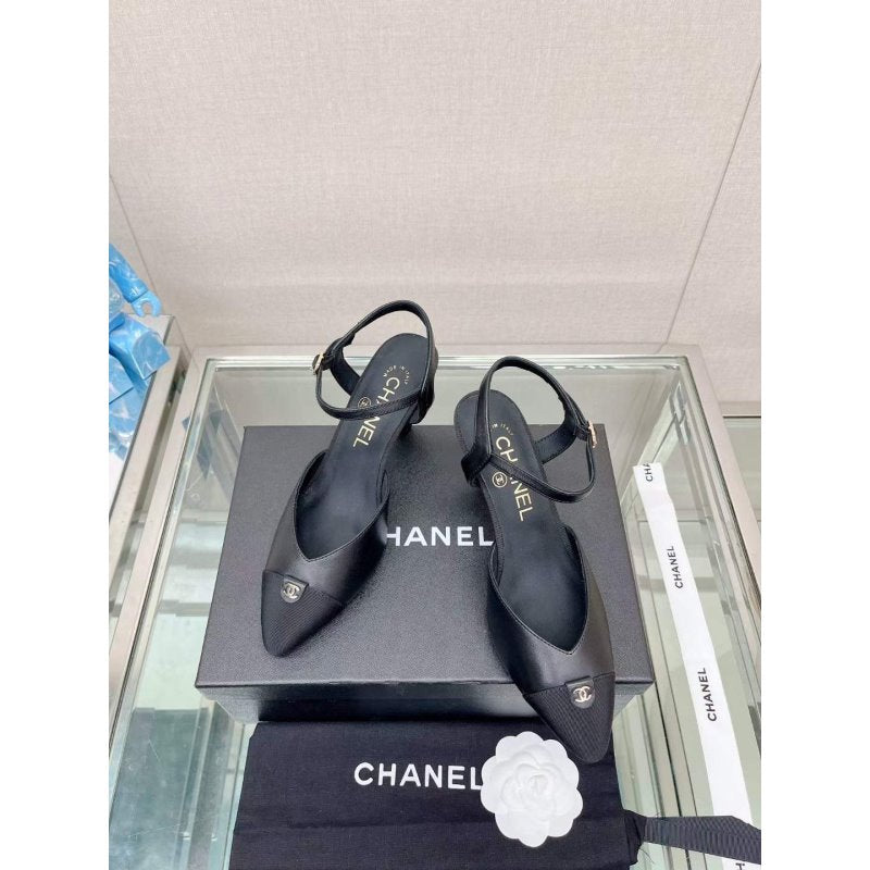 Chanel Flat Sandals SHS05657