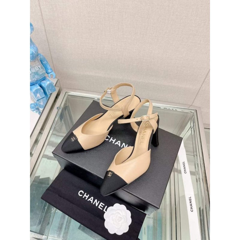 Chanel Flat Sandals SHS05659