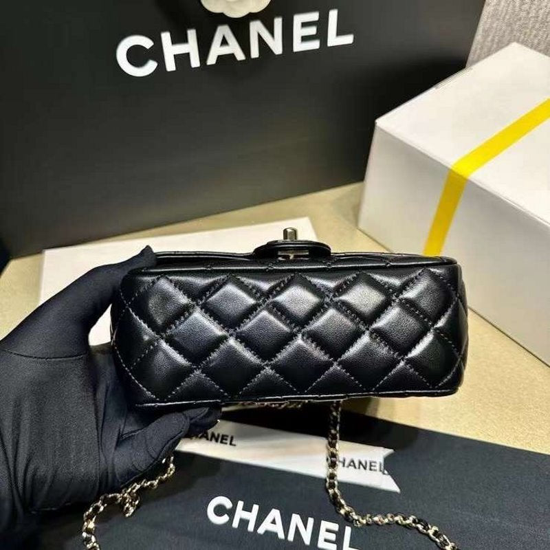 Chanel Handle Flap Bag BGMP1233