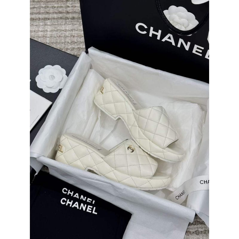 Chanel Linggepo Slippers SHS05363