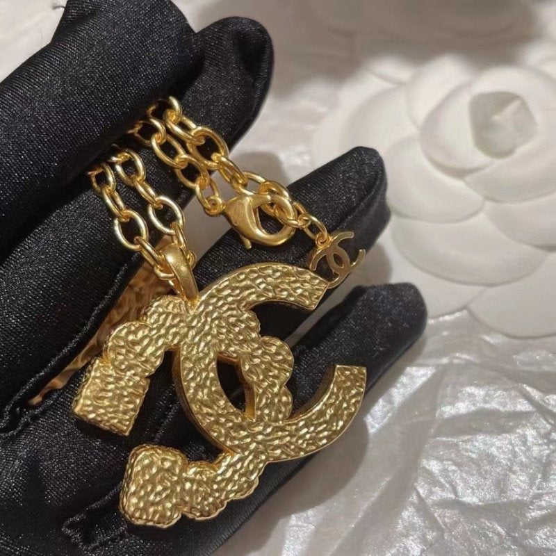 Chanel Medieval Long Chain JWL00874