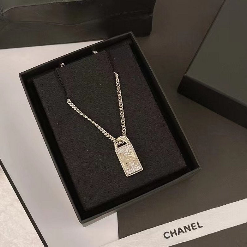 Chanel Necklace JWL00626