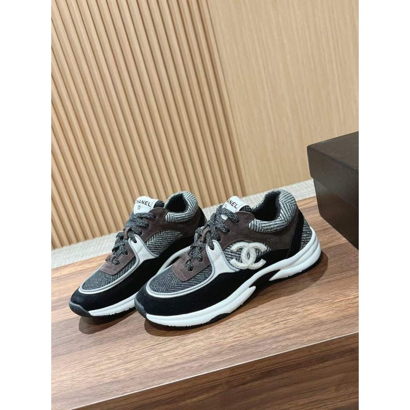 Chanel Sneakers SHS05347