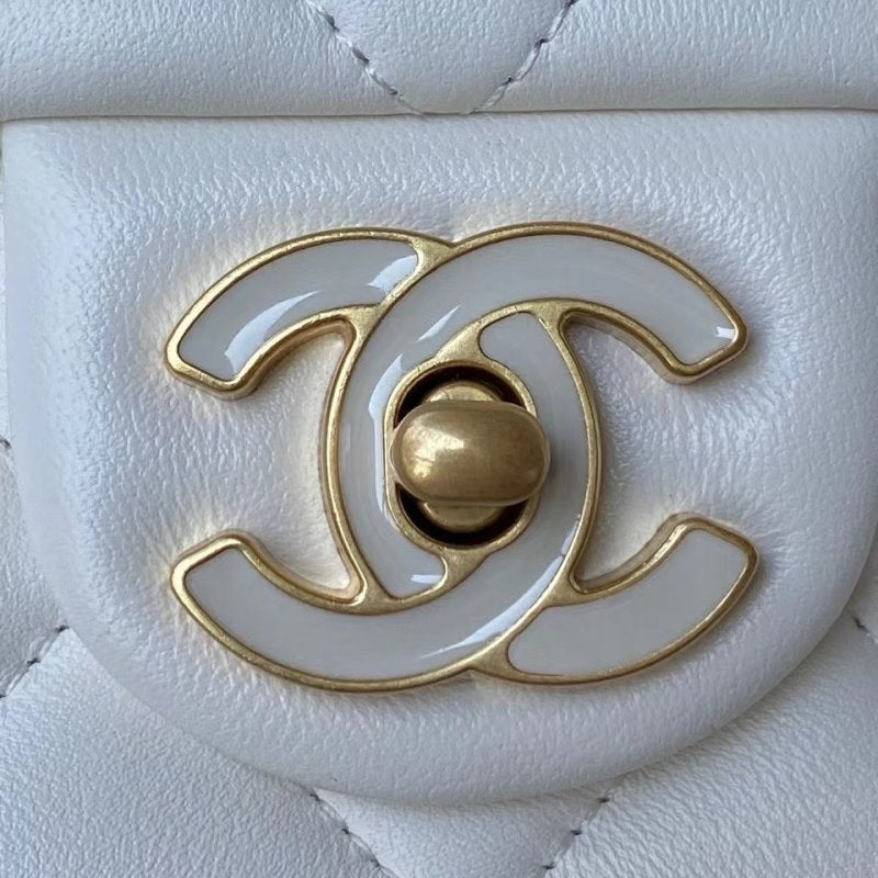 Chanel White Flap Bag BCH00759