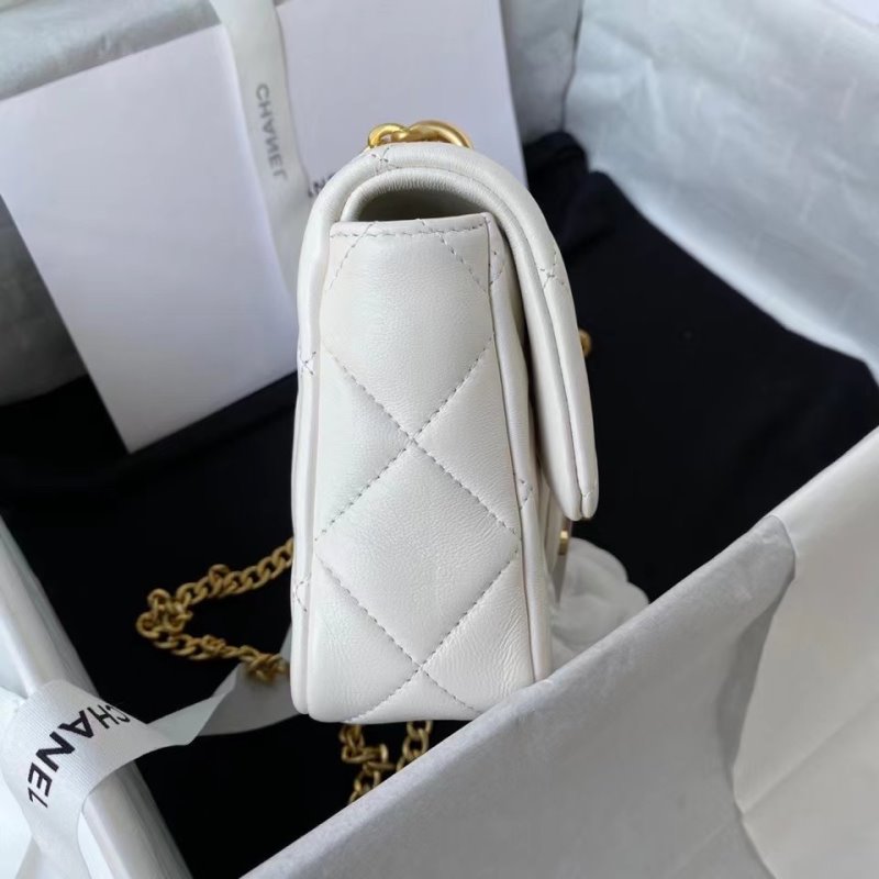 Chanel White Flap Bag BCH00759