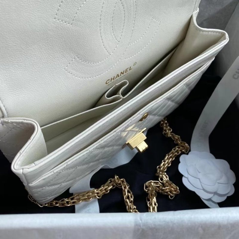 Chanel White Flap Bag BCH00763