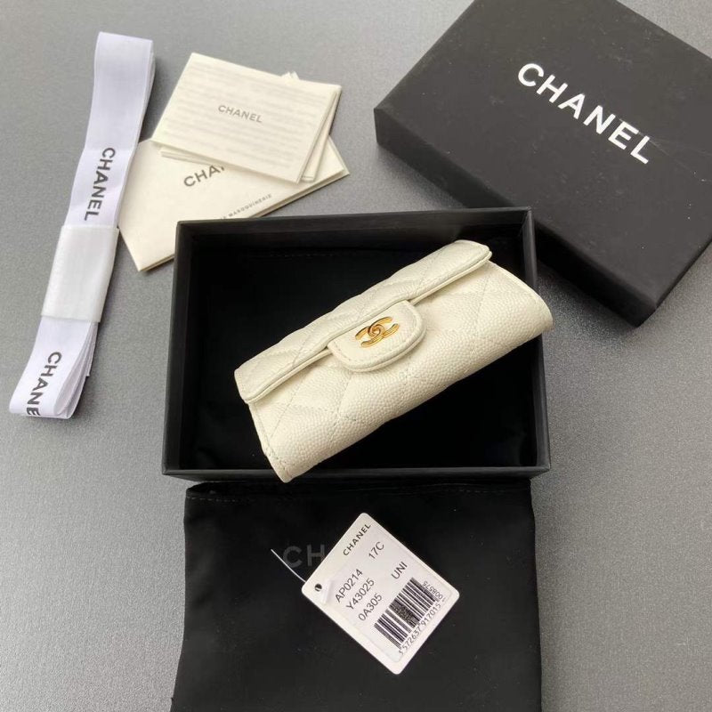 Chanel Leather Wallet WB001275