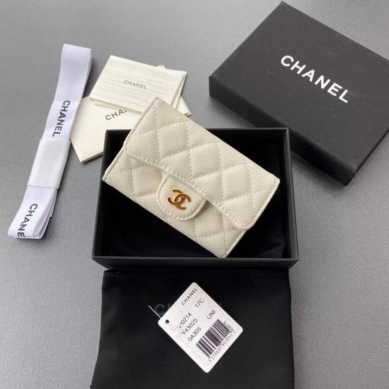 Chanel Leather Wallet WB001275