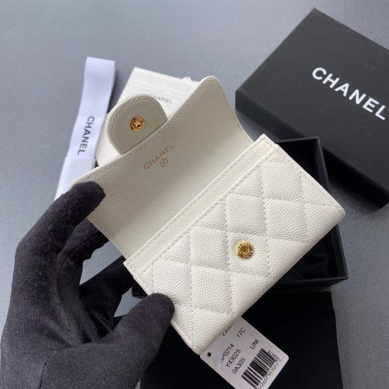 Chanel Leather Wallet WB001275