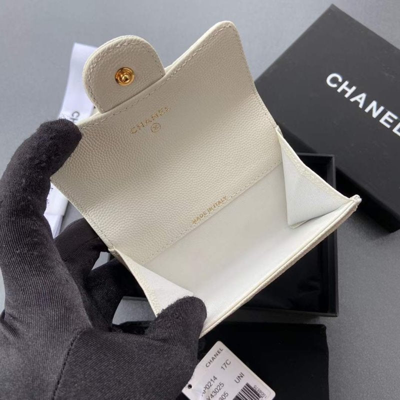 Chanel Leather Wallet WB001275