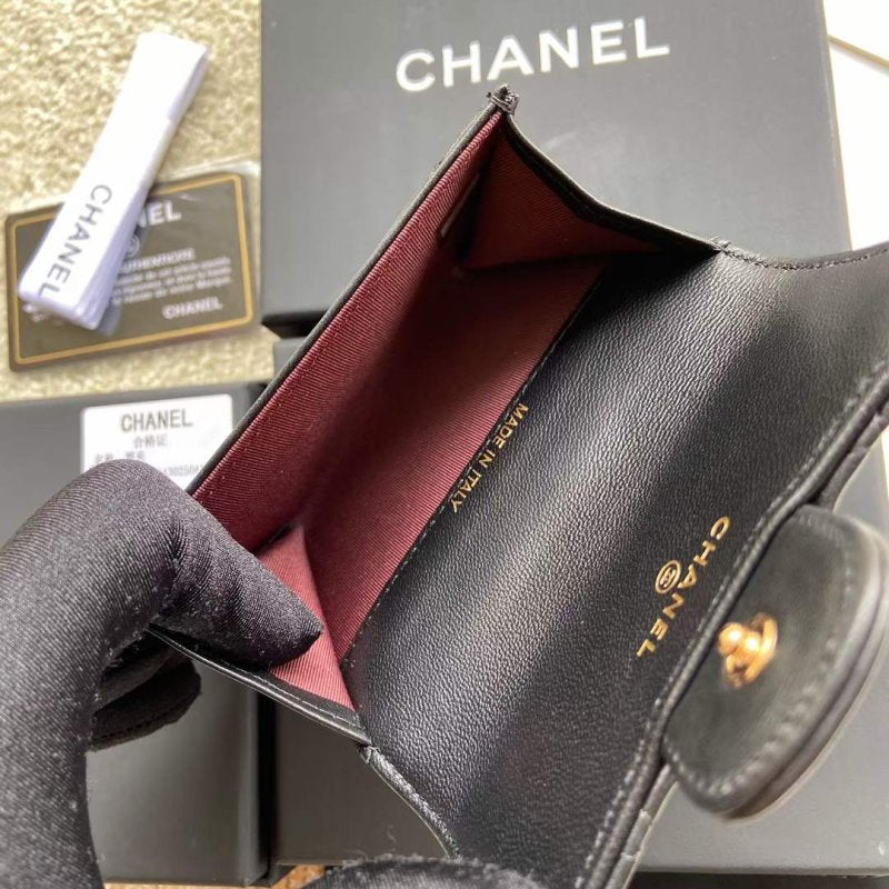 Chanel Leather Wallet WB001278