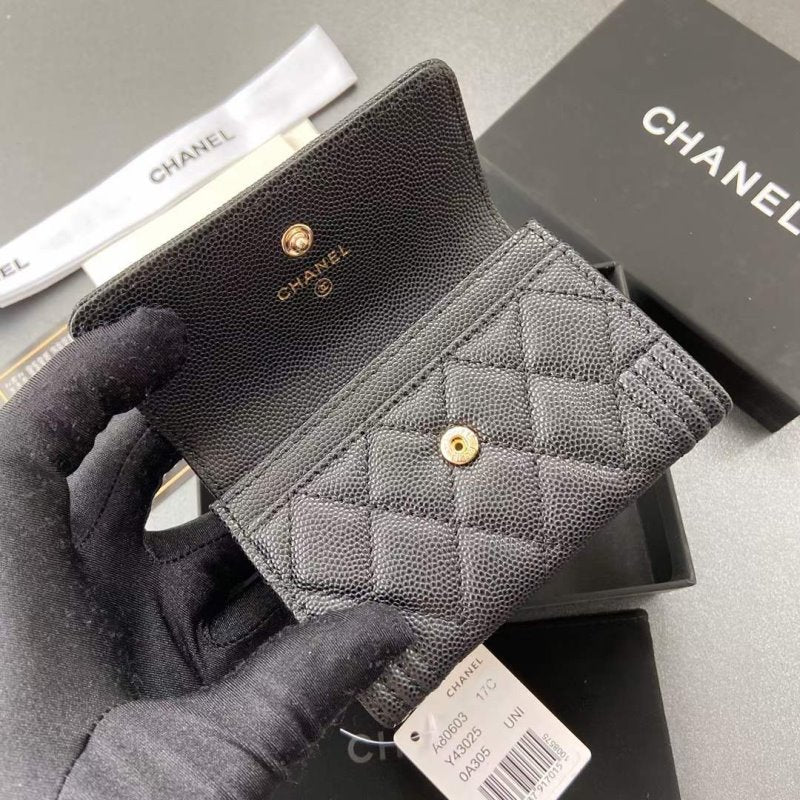 Chanel Leather Wallet WB001281