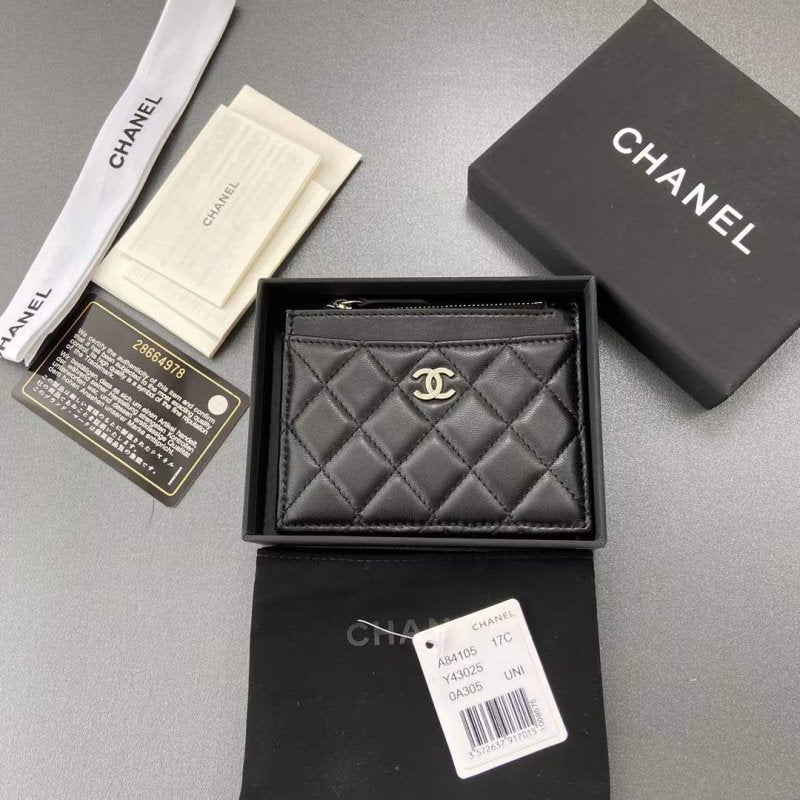 Chanel Leather Wallet WB001284