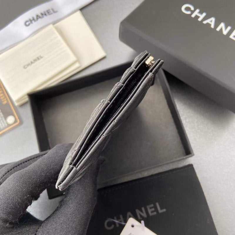 Chanel Leather Wallet WB001284