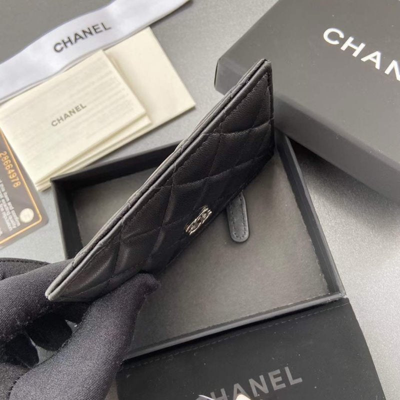 Chanel Leather Wallet WB001284