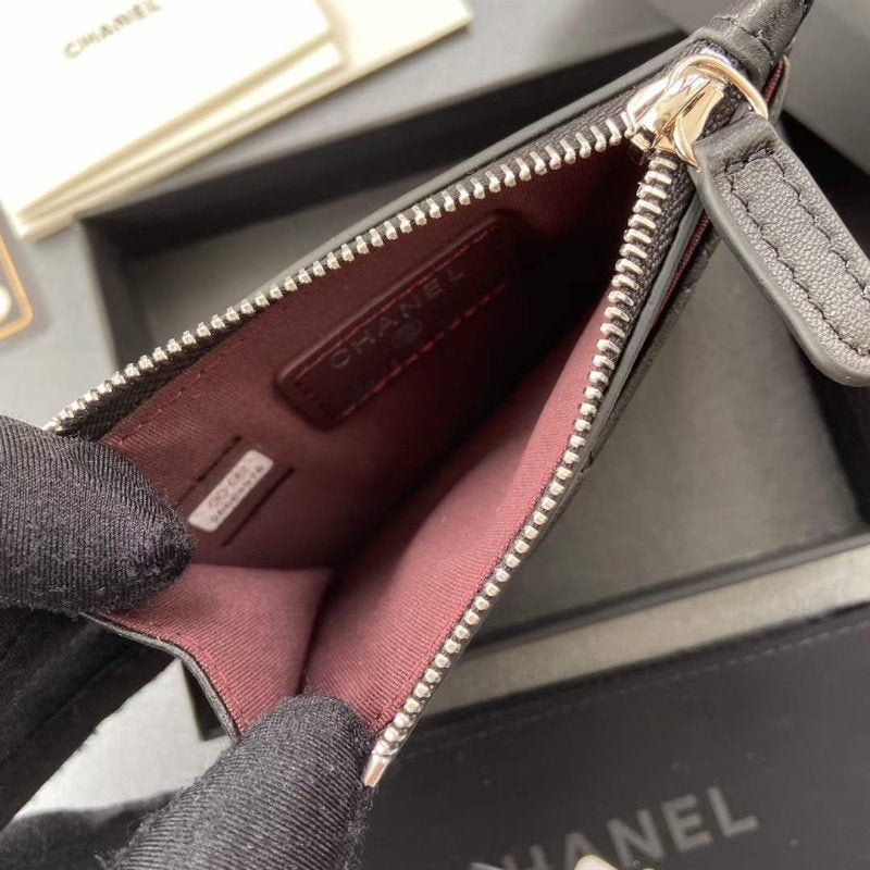 Chanel Leather Wallet WB001284