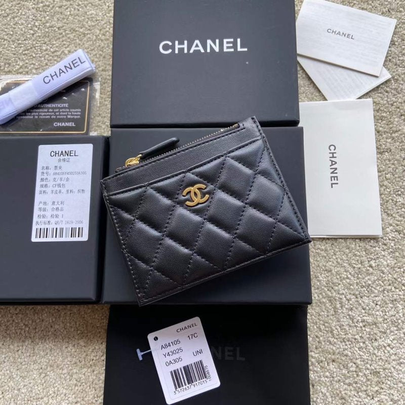 Chanel Leather Wallet WB001286