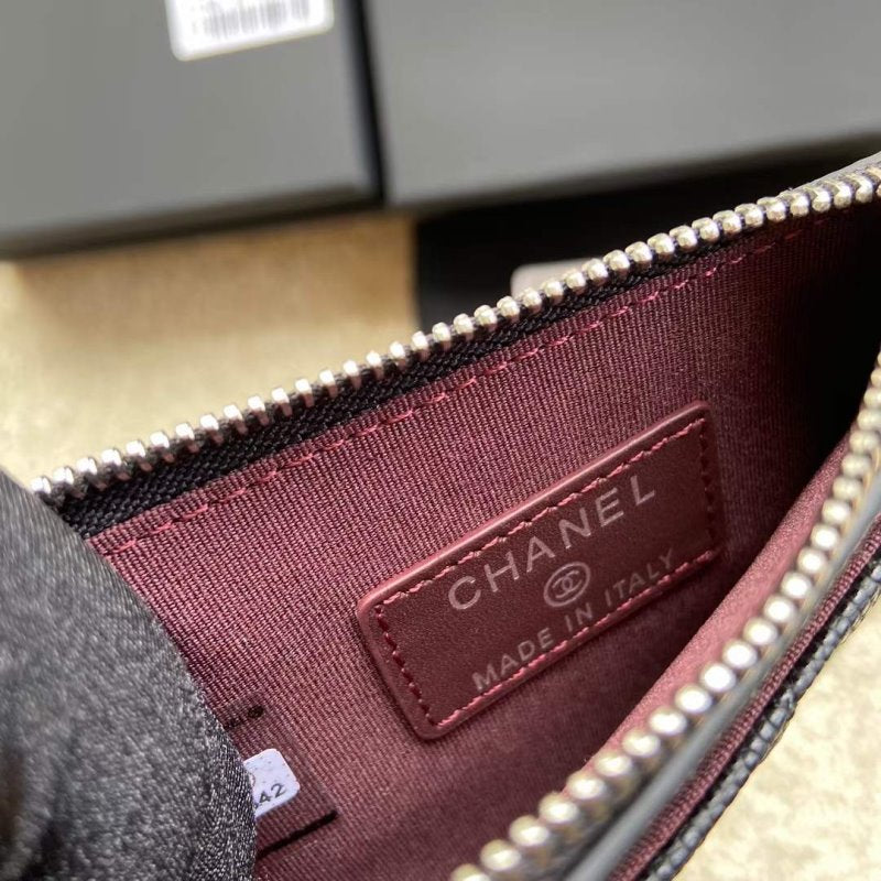 Chanel Leather Wallet WB001287