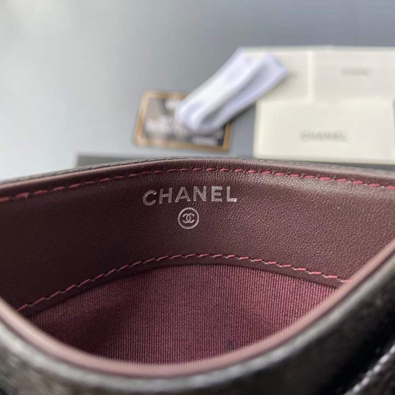 Chanel Leather Wallet WB001289