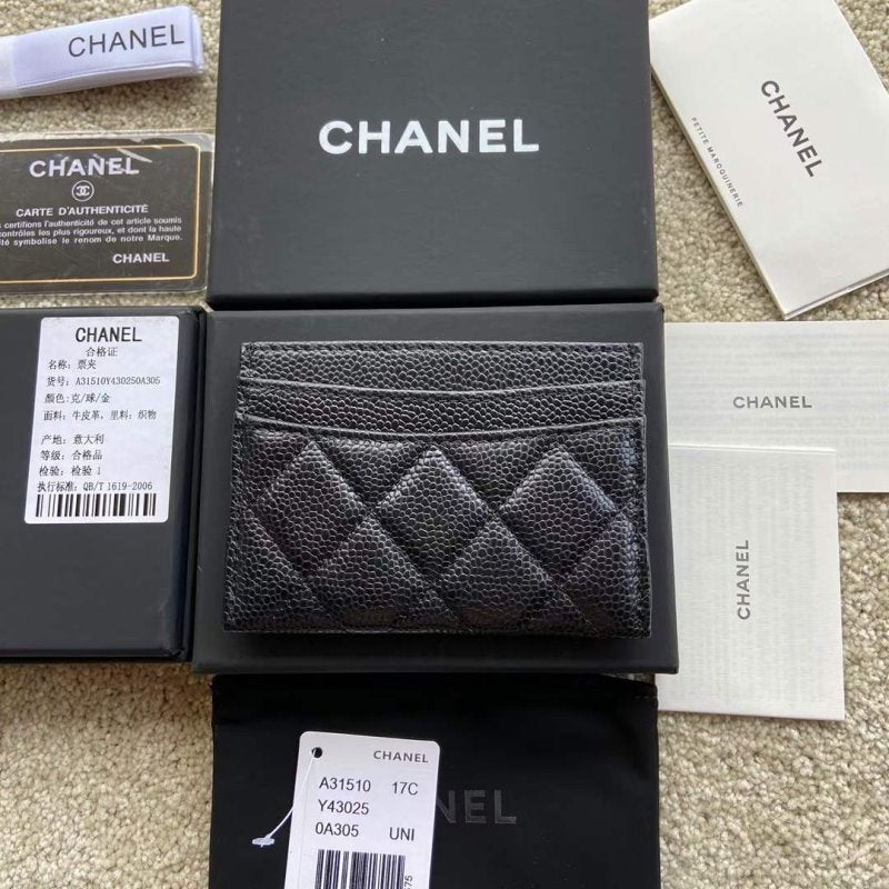 Chanel Leather Wallet WB001290