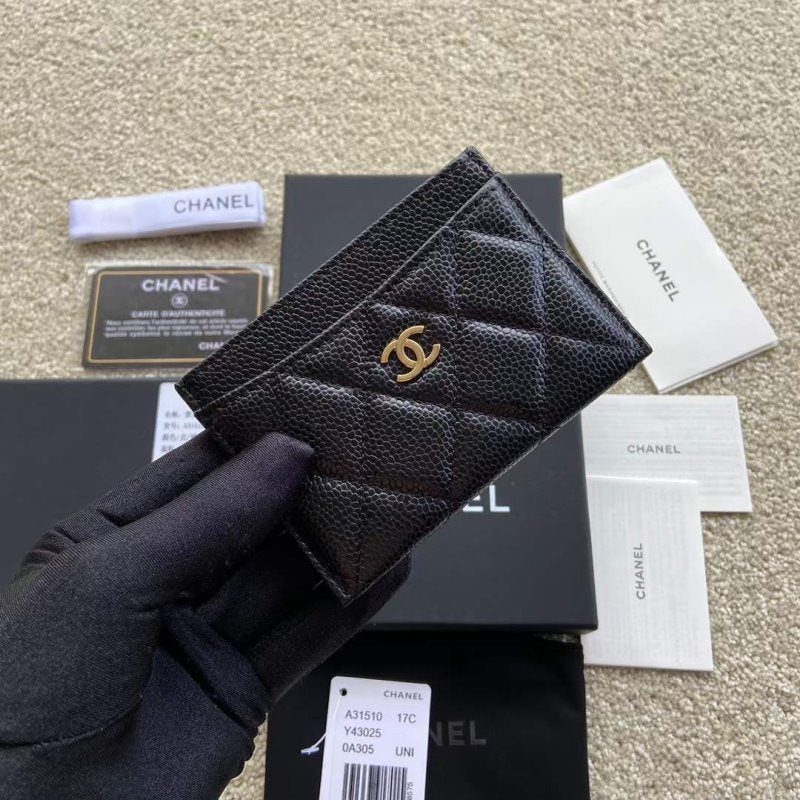 Chanel Leather Wallet WB001290