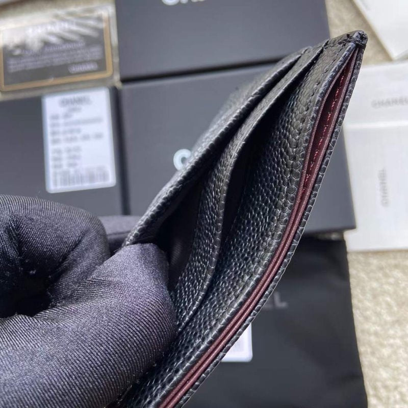 Chanel Leather Wallet WB001290