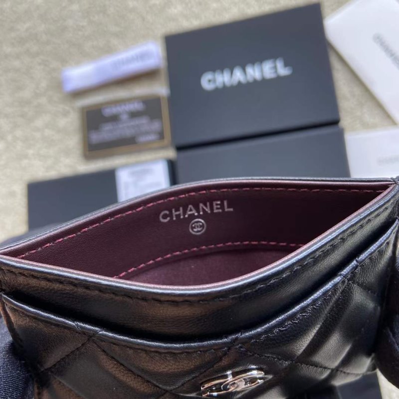 Chanel Leather Wallet WB001291