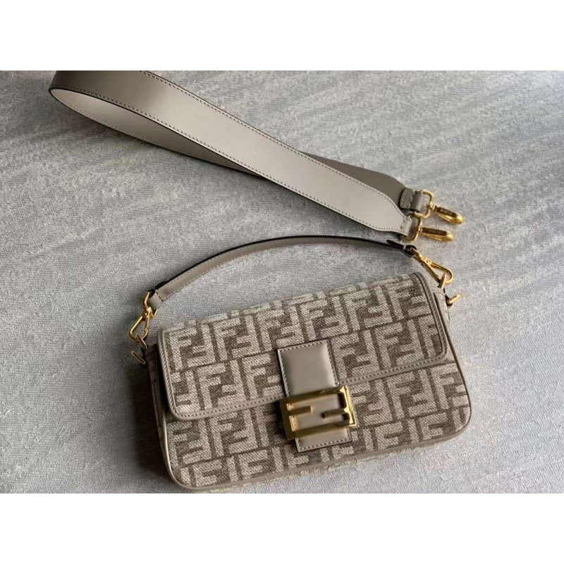 Fendi Baguette Hand Bag BGMP1616