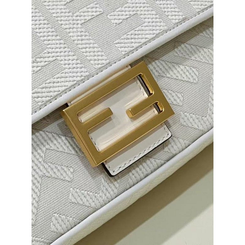 Fendi Baguette Shoulder Bag BGMP0833