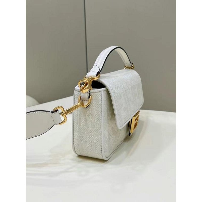 Fendi Baguette Shoulder Bag BGMP0833