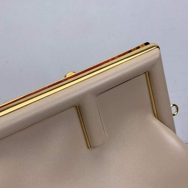 Fendi Beige Small Leather Bag BFND9915