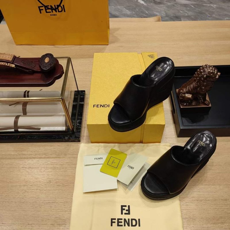Fendi High Heeled Sandals SHS05127