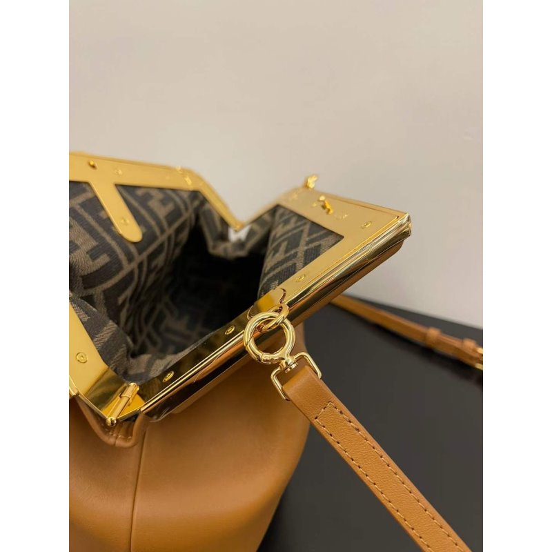 Fendi Leather Bag BGMP0102