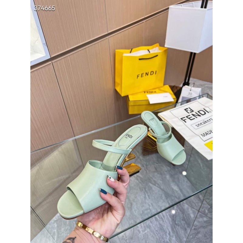 Fendi Sandals SHS05134