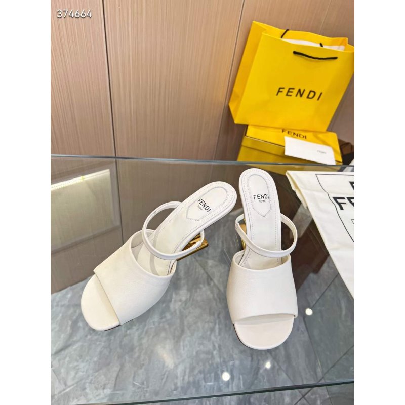 Fendi Sandals SHS05135