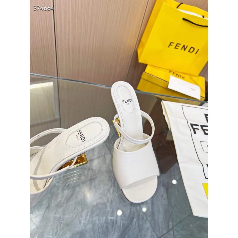 Fendi Sandals SHS05135