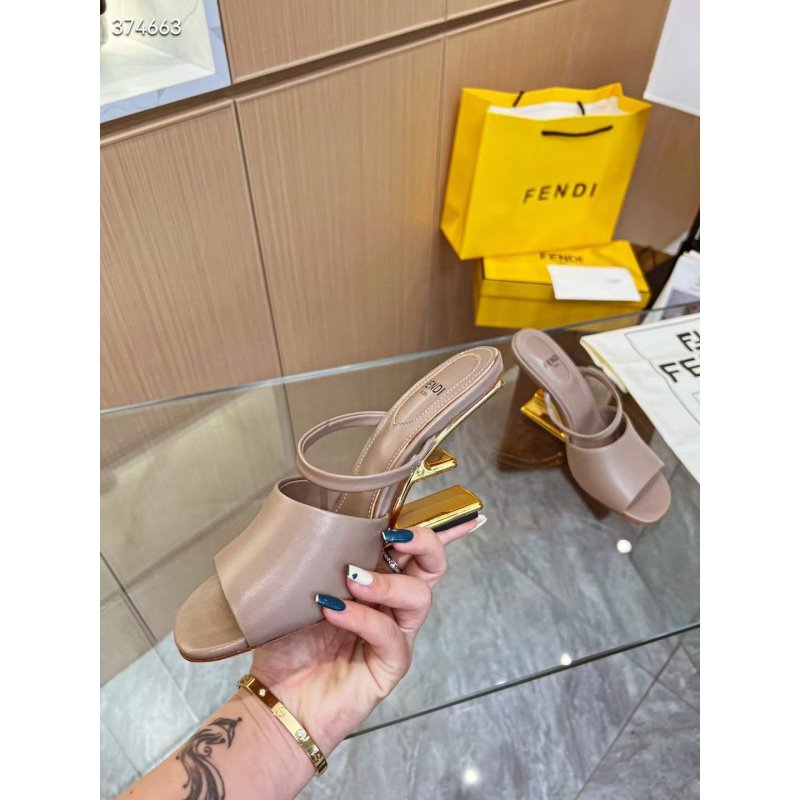 Fendi Sandals SHS05136