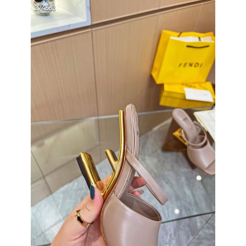 Fendi Sandals SHS05136