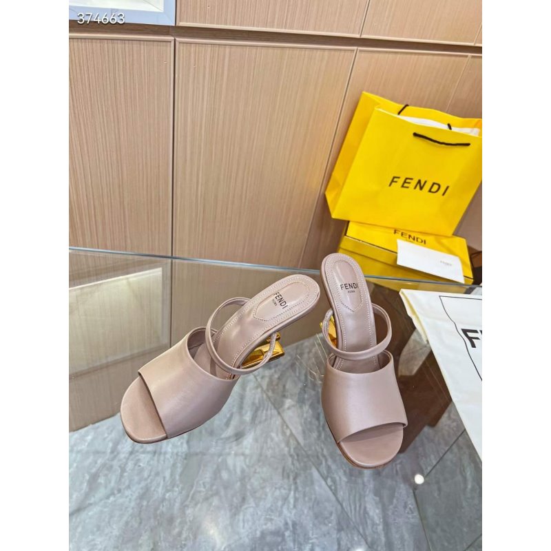 Fendi Sandals SHS05136