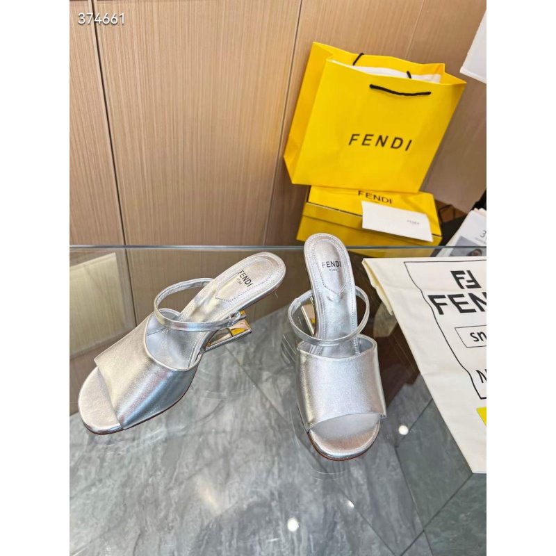 Fendi Sandals SHS05137