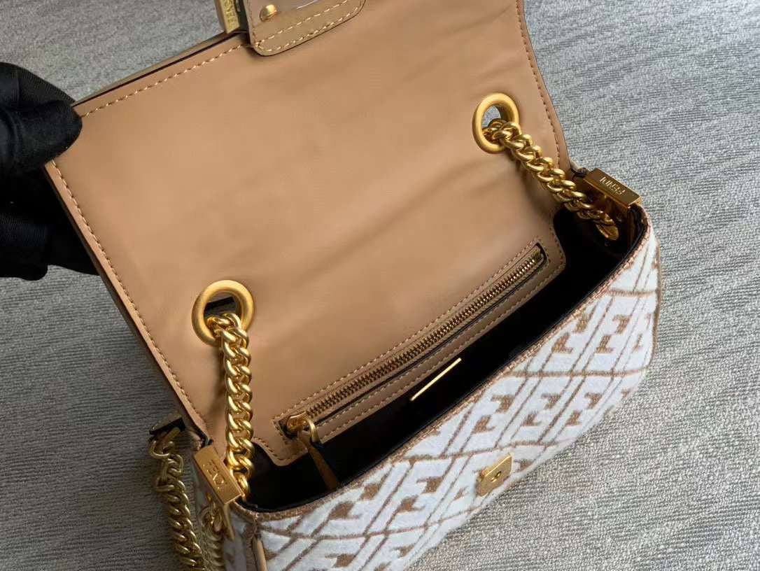 Fendi Medium Baguette Bag WB001413