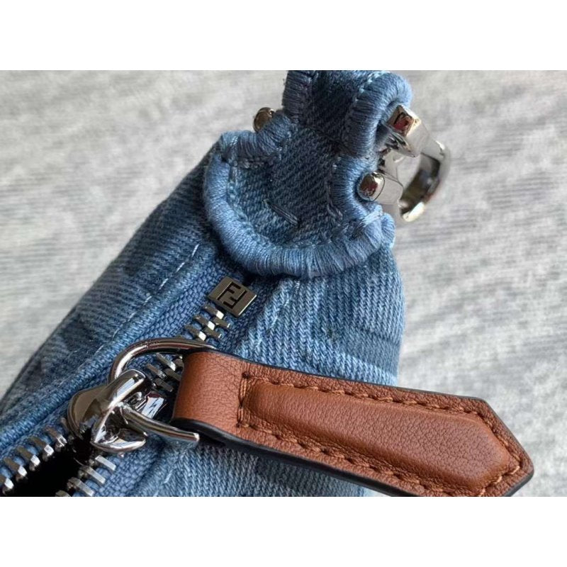 Fendi Nano Cresent Bag WB001408