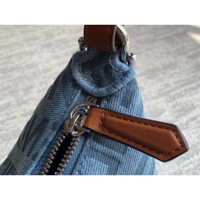 Fendi Nano Cresent Bag WB001409