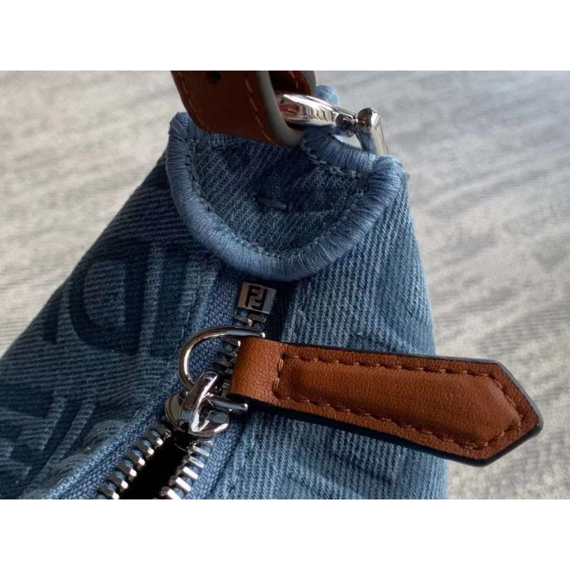Fendi Nano Cresent Bag WB001410