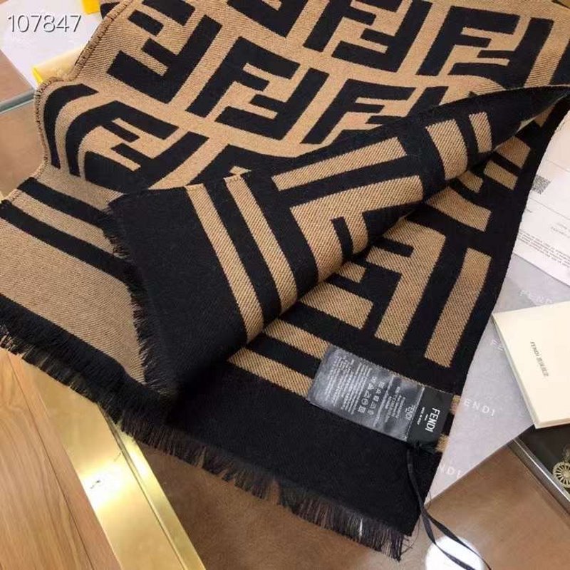 Fendi Wool Cashmere Scarf SS001024