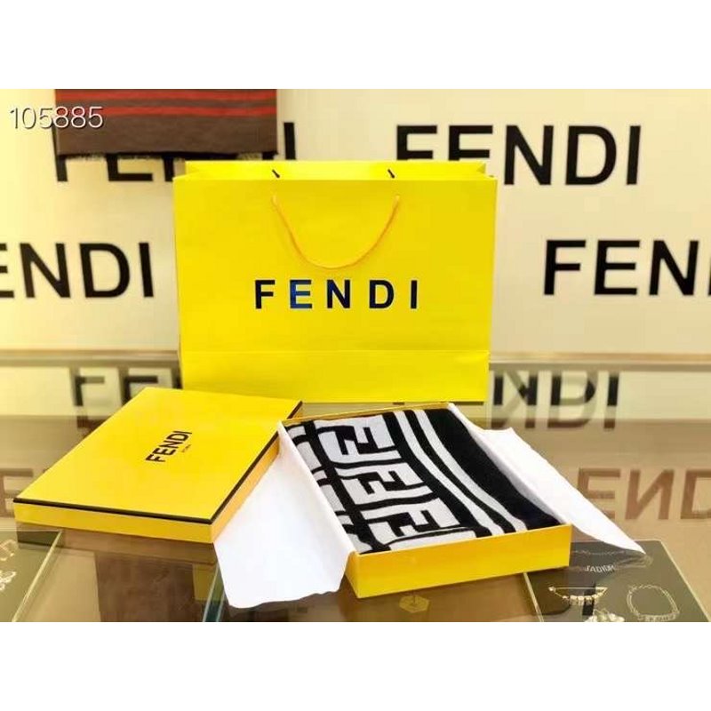 Fendi Wool Cashmere Scarf SS001026