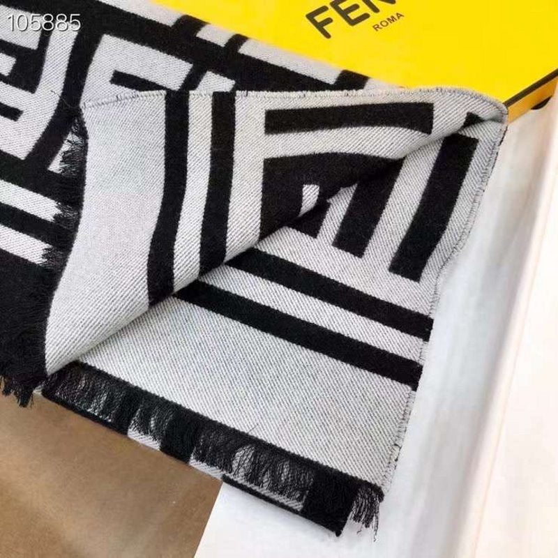 Fendi Wool Cashmere Scarf SS001026