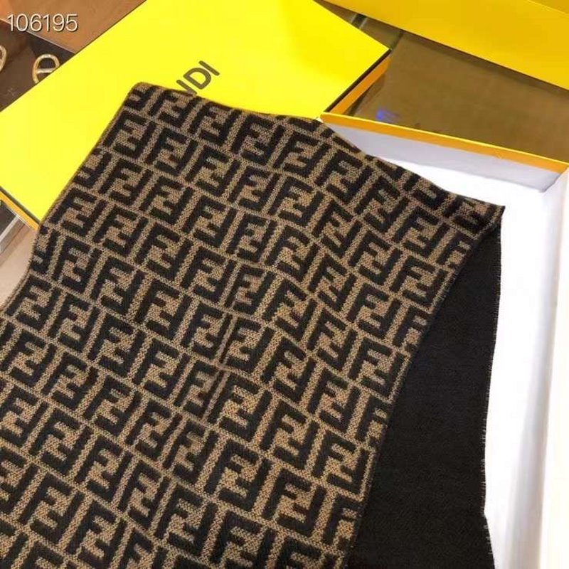 Fendi Wool Cashmere Scarf SS001029